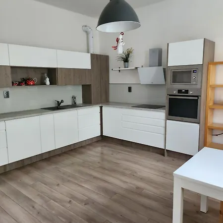 4kk, Centrum 15m Walk Apartment *